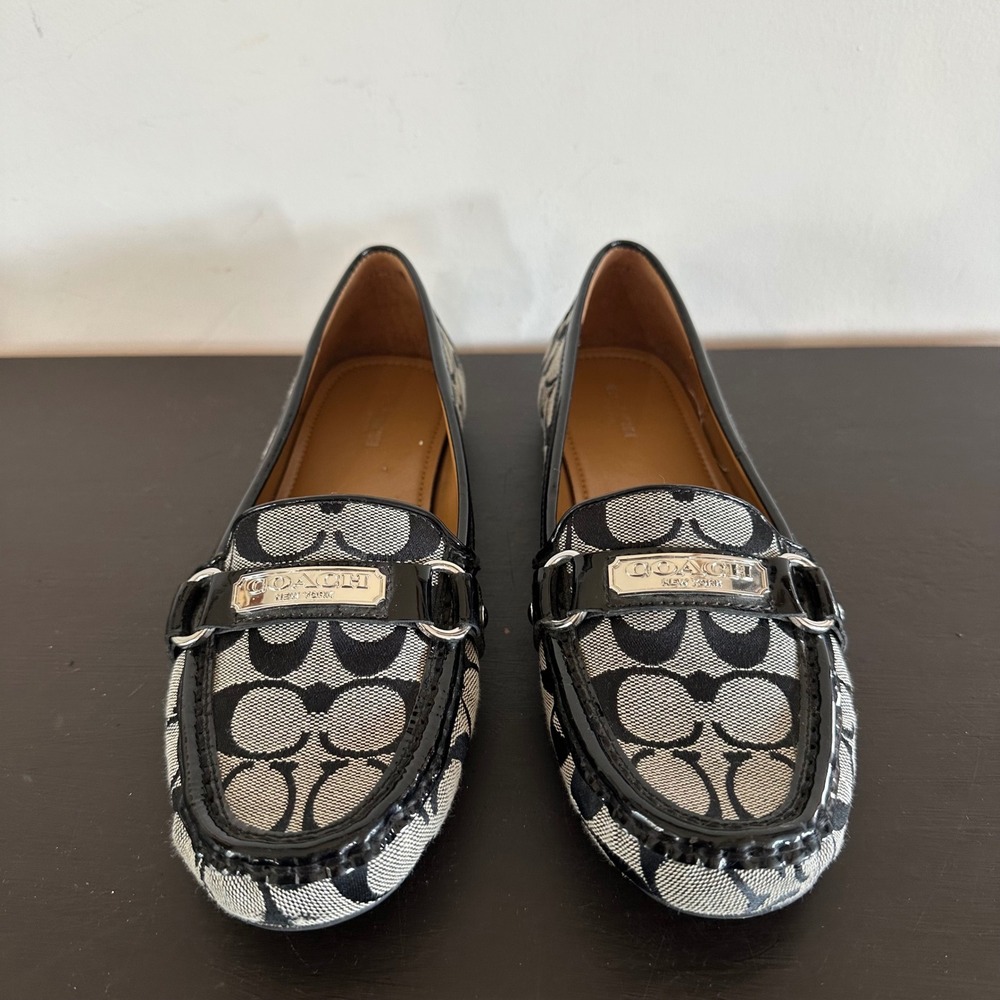 Coach Felisha Signature C Jacquard Loafers Black Grey Patent Leather Flats 9.5